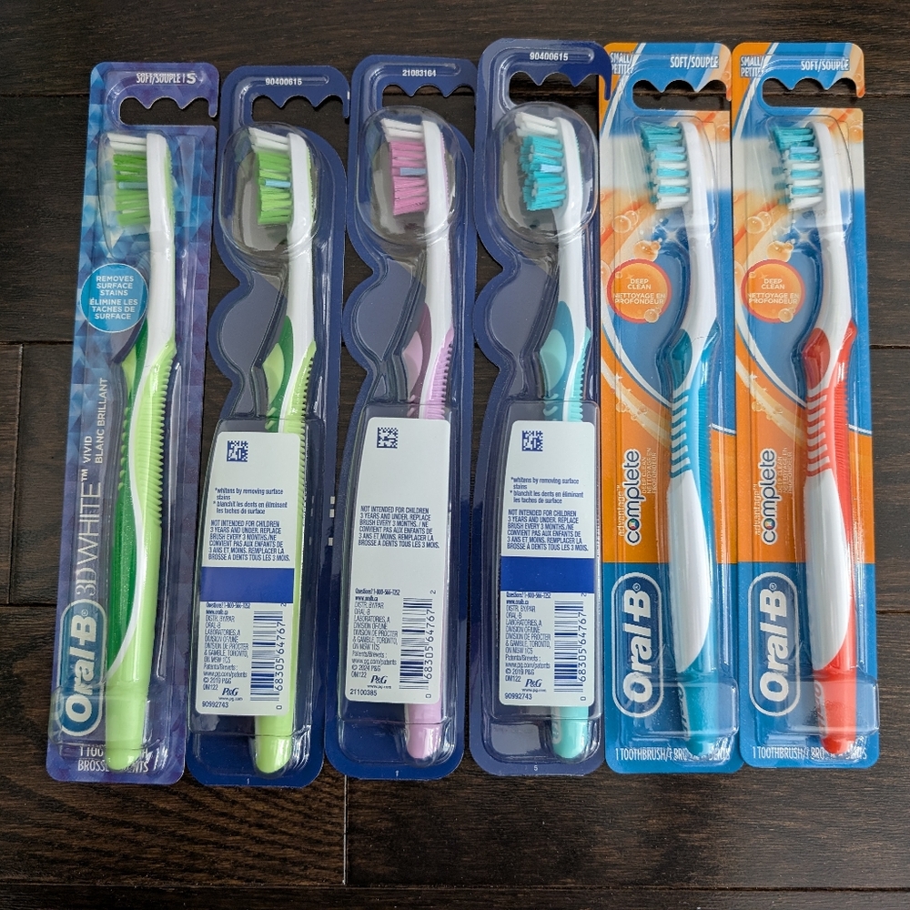 NWT Oral-B Adult Toothbrush (Set of 6), Travel-Ready.